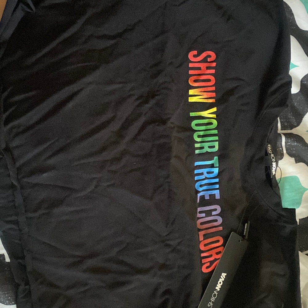 Crop top pride shirt